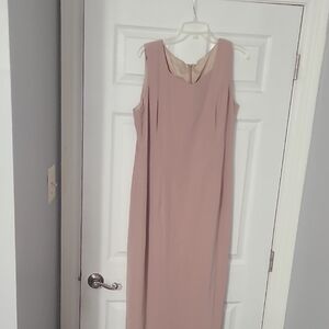 Sleeveless Maxi Shift Dress in Dusty Rose - Unbranded